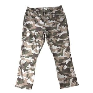 Levi's Signature Gold Capri Women's‎ Size 12 W31 Camo Green Tan Jeans Mid-Rise